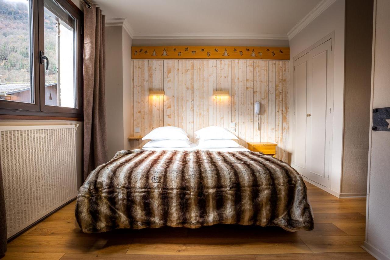 Hotel La Rencluse Saint-Mamet Buitenkant foto