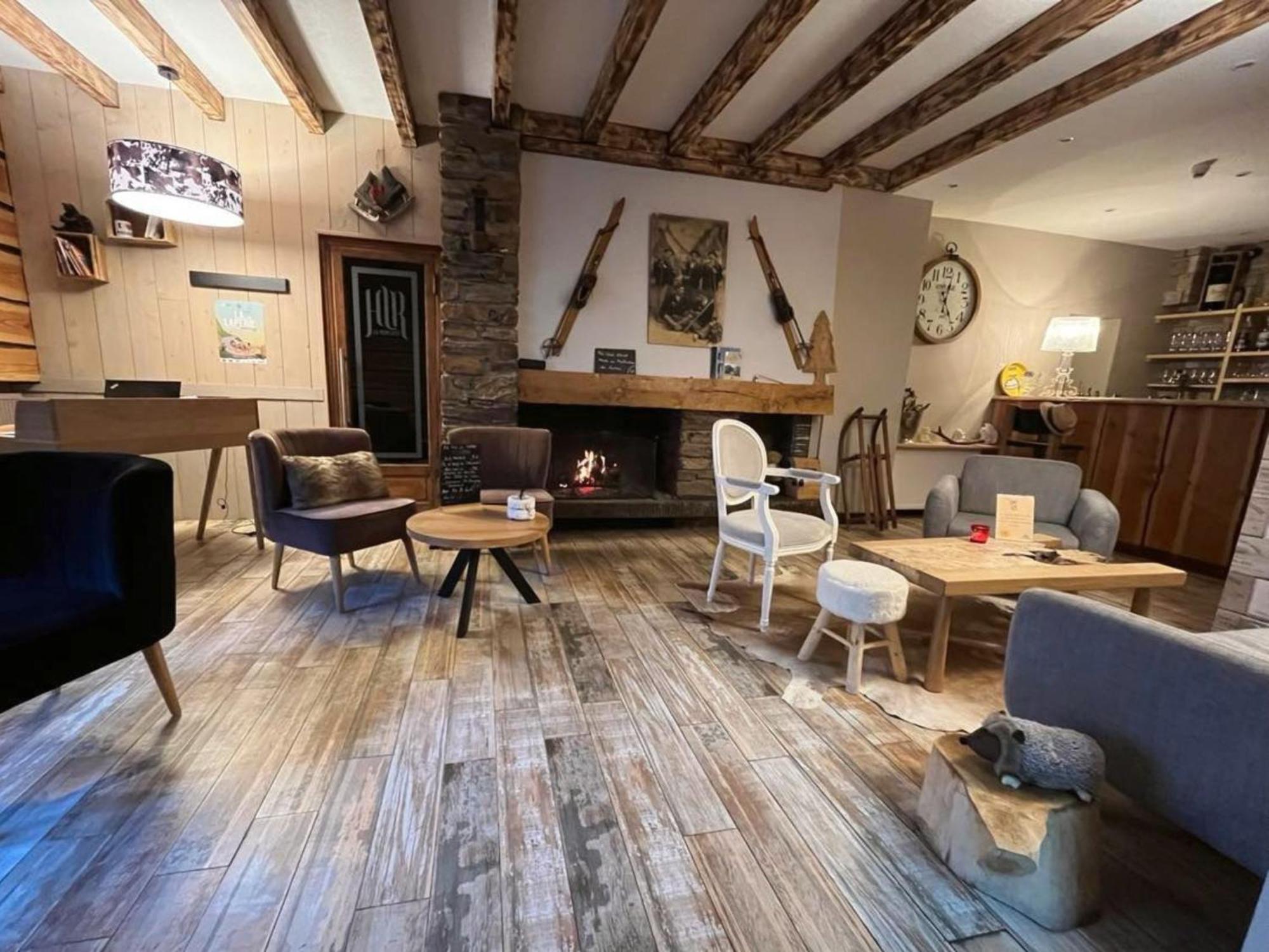 Hotel La Rencluse Saint-Mamet Buitenkant foto