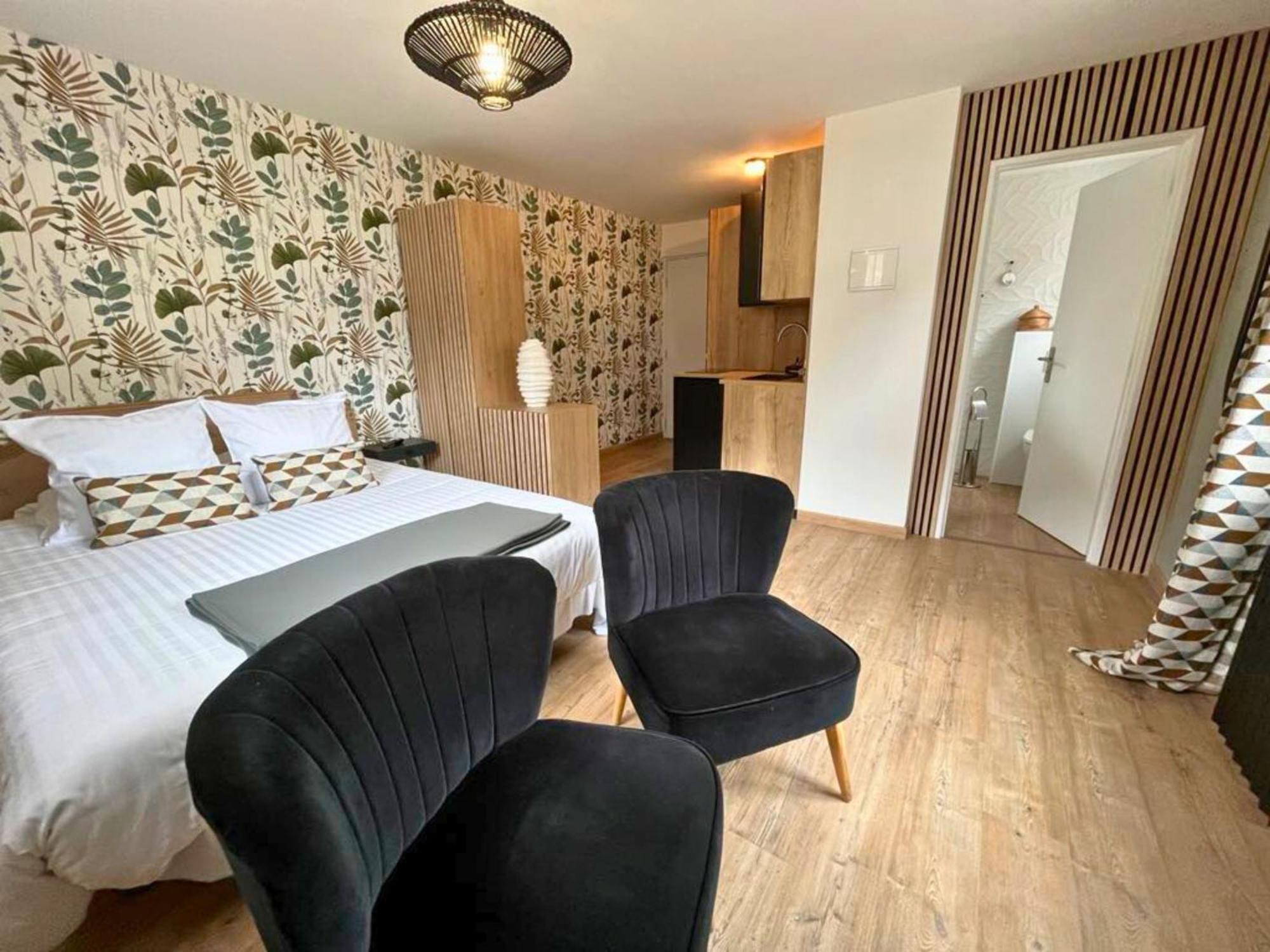 Hotel La Rencluse Saint-Mamet Buitenkant foto