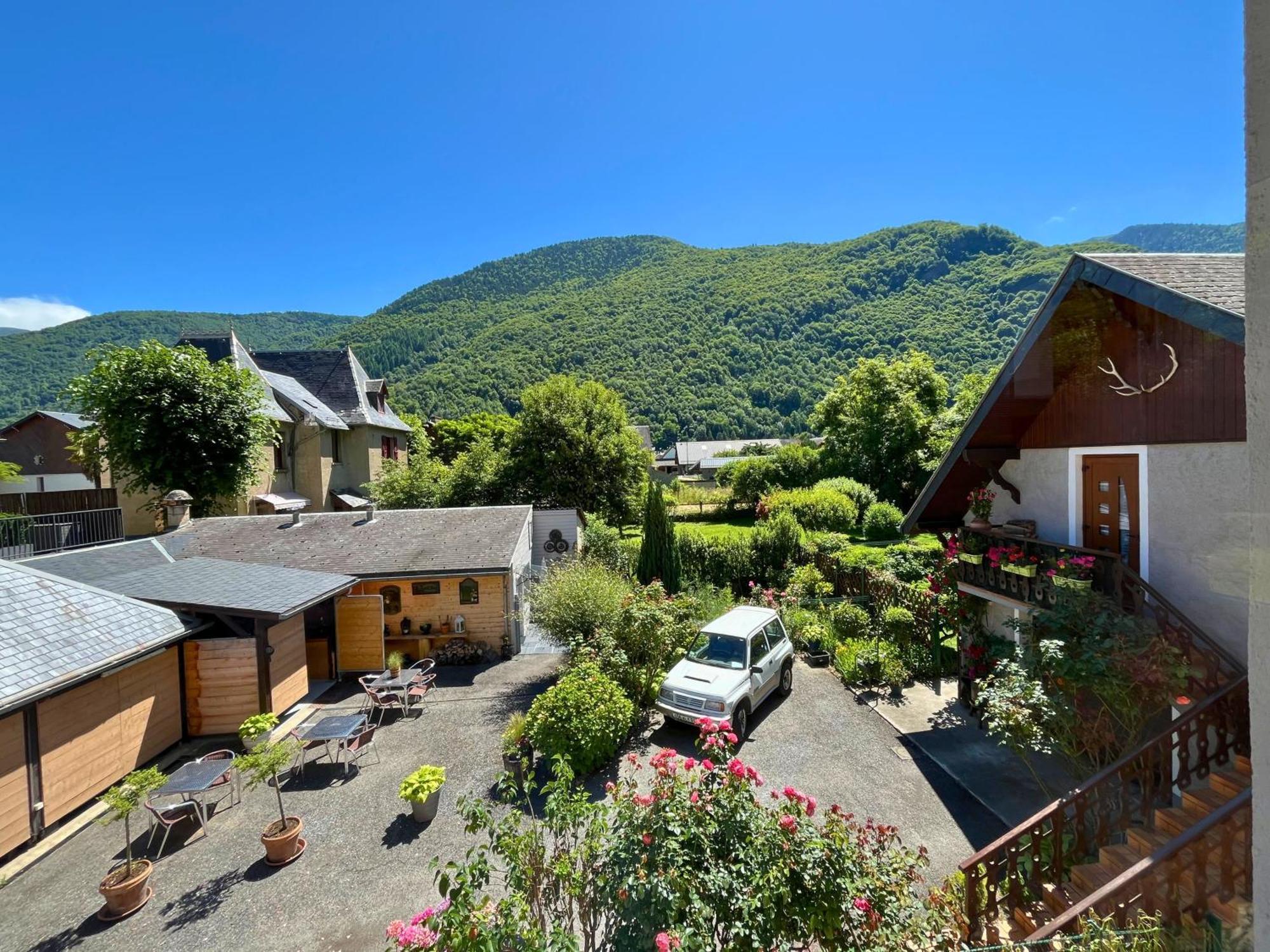 Hotel La Rencluse Saint-Mamet Buitenkant foto