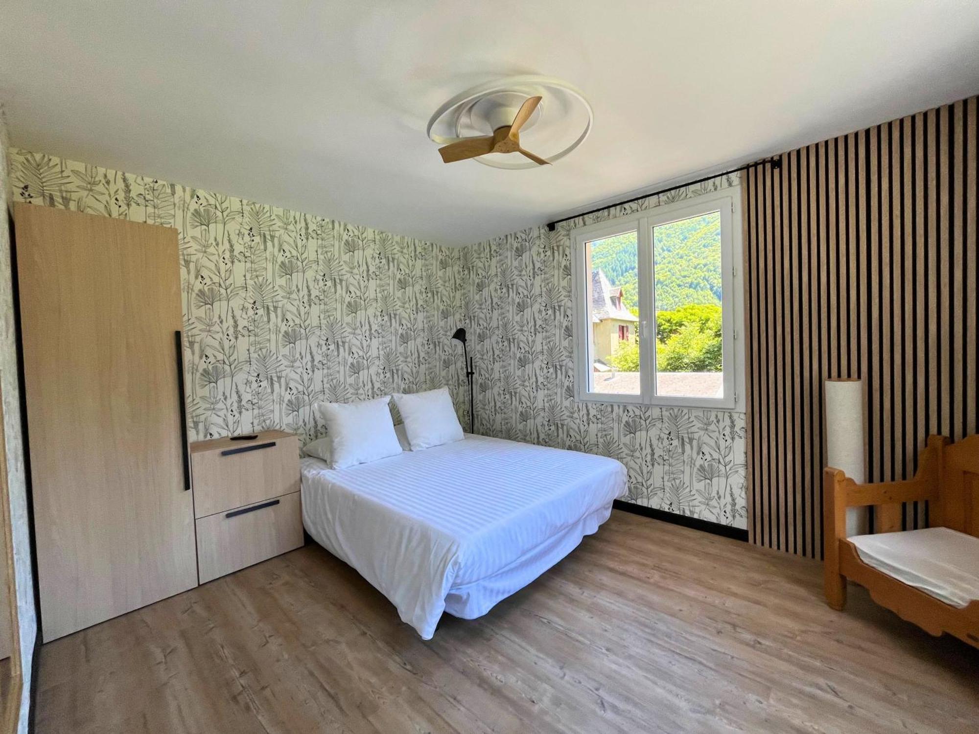 Hotel La Rencluse Saint-Mamet Buitenkant foto