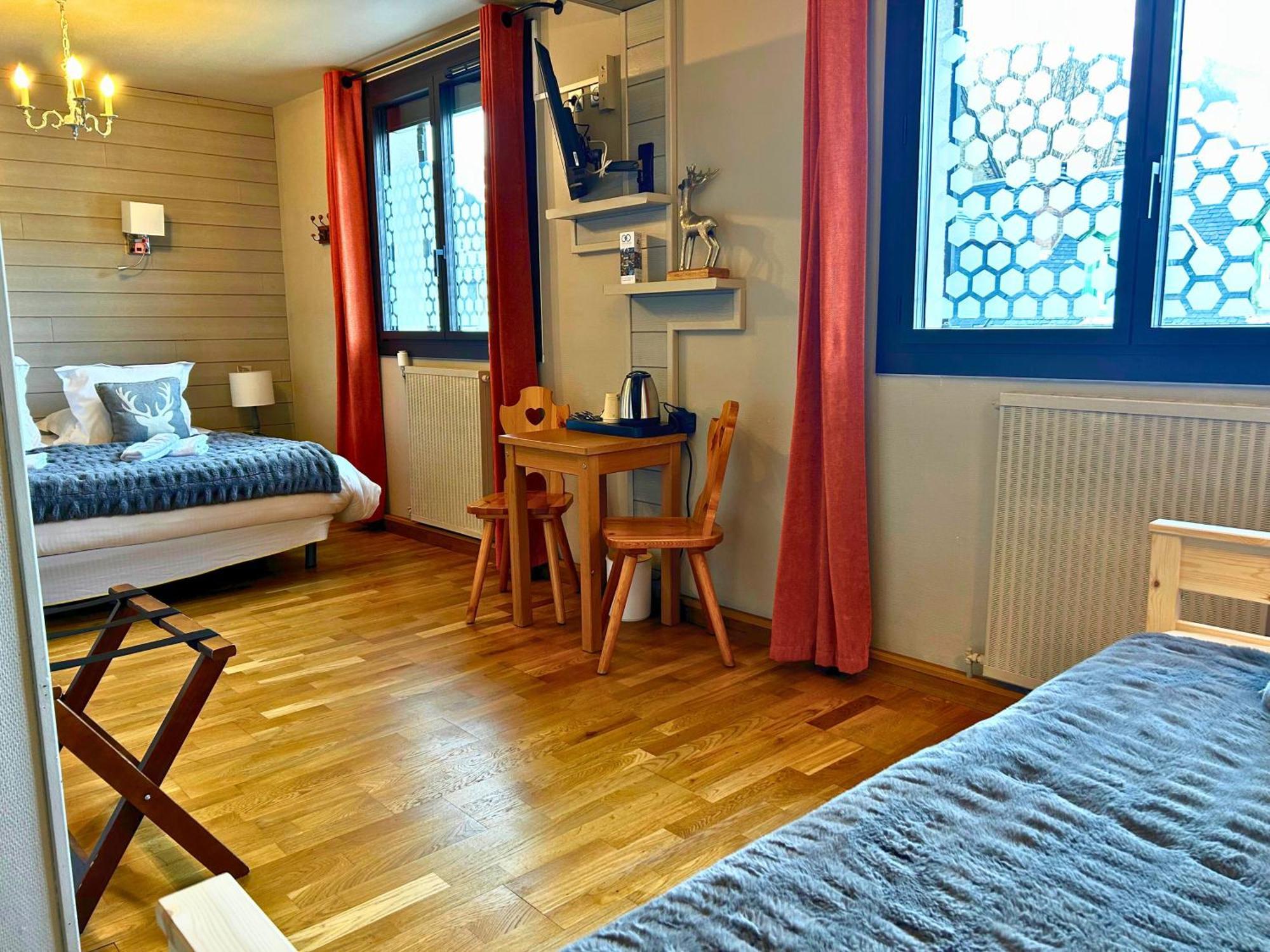 Hotel La Rencluse Saint-Mamet Buitenkant foto