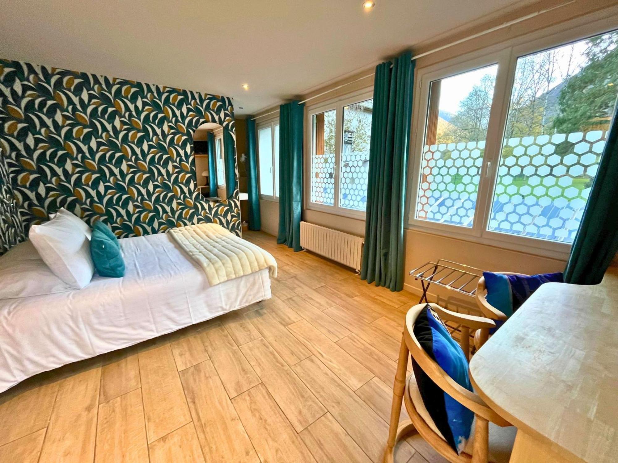 Hotel La Rencluse Saint-Mamet Buitenkant foto